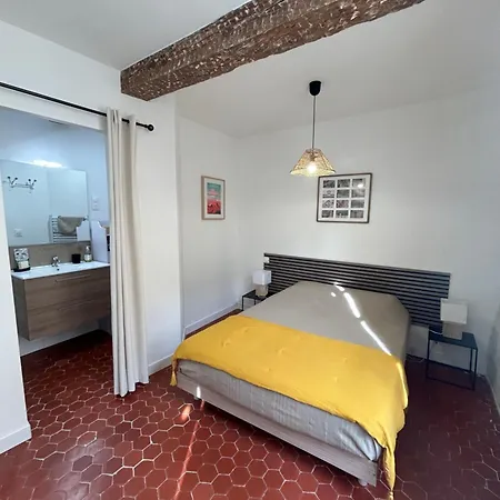 Chez Sam Et L'as Du Forum, Centre Apartment Arles